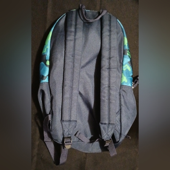 Green/Blue Camouflaged BackPack No Name - Picture 2 of 8